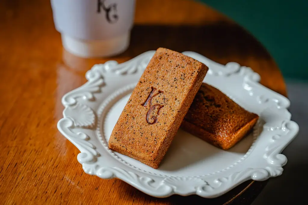 蔵前の焼きたてカヌレ専門店「KURAMAE CANNELÉ」、蔵前本店・エキュート上野店で紅茶の香り豊かな「紅茶フィナンシェ」期間限定登場 画像 1