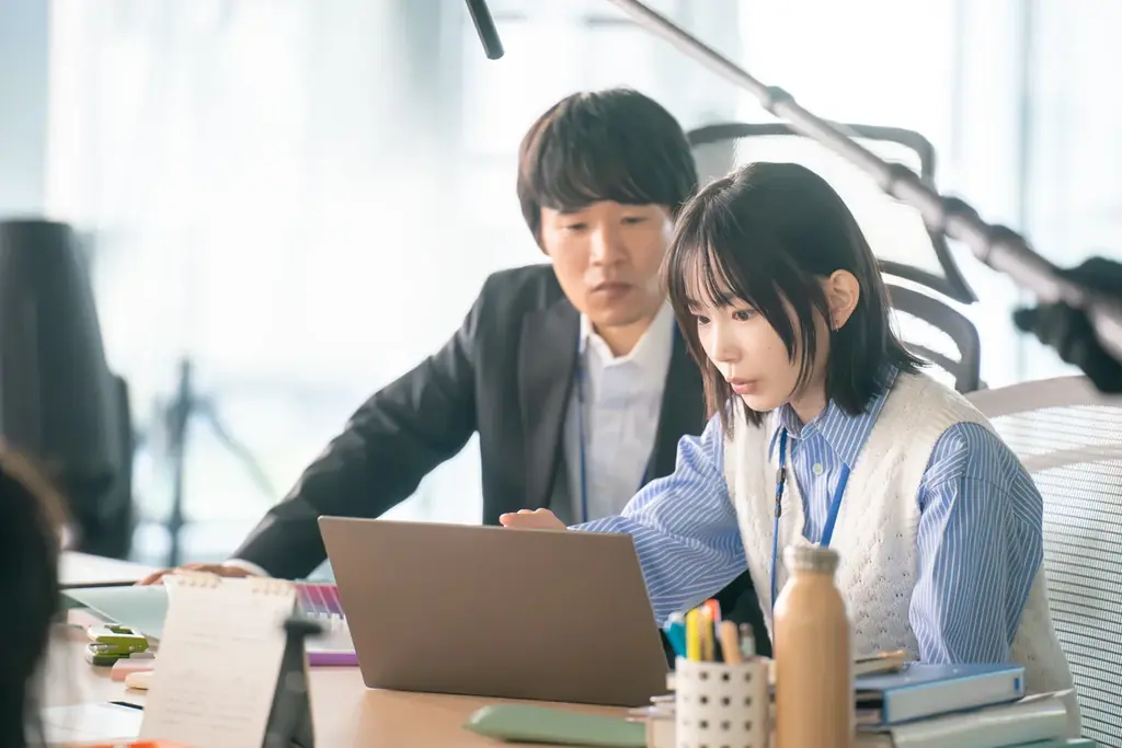 宮﨑優さん出演タクシーCM「出会ったのは、Wantedly」放映開始。会社の“リアル”が伝わるから意欲あふれる若手が集まる 画像 2