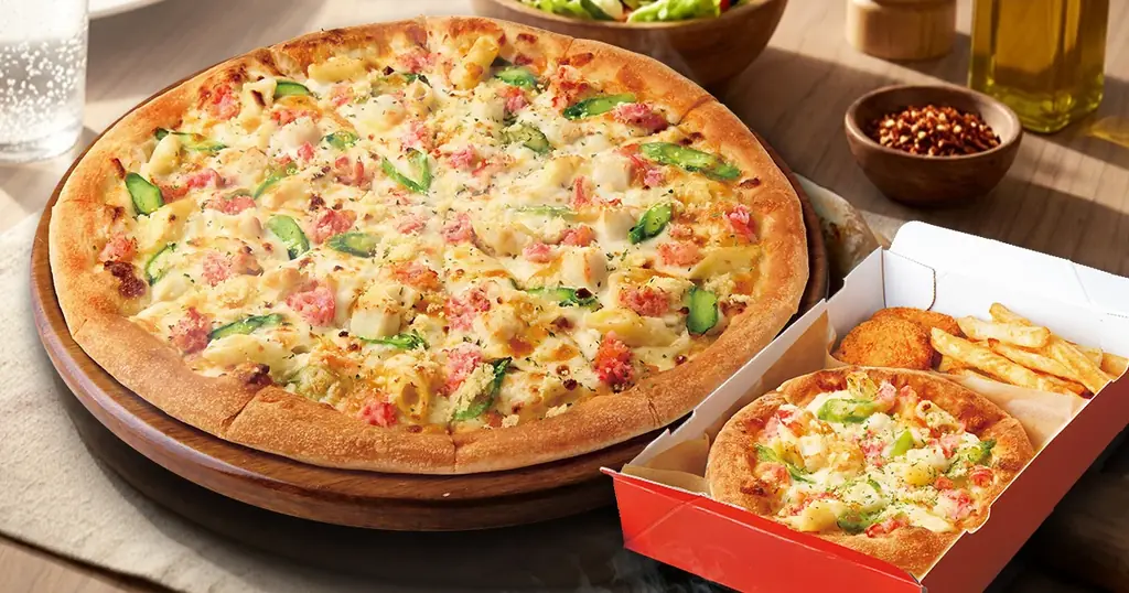 【ピザ×グラタン＝最強】ピザハットから、とろっとアツアツ「グラタンピザ」登場！全8種ピザを2026年1月5日（月）〜期間限定発売！ 画像 7