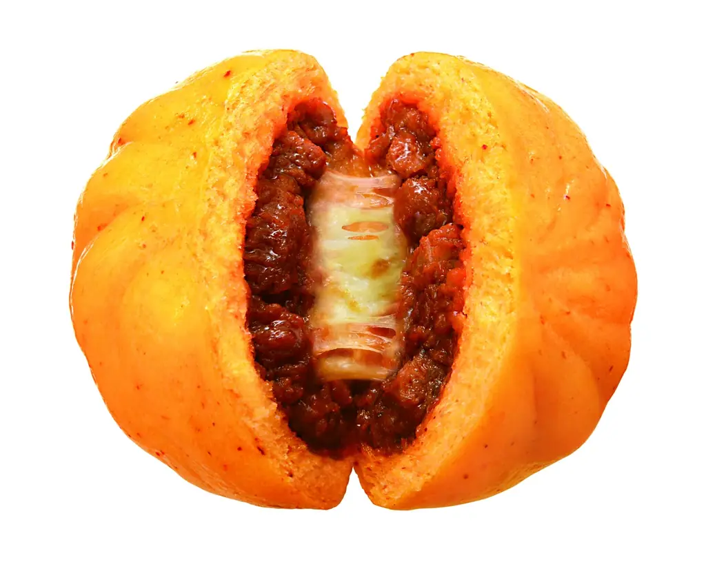 シビ辛が癖になる!“四川料理の巨匠”菰田シェフが中華まんを初監修！「麻辣チーズ肉まん」や「黒酢酢豚」が1月6日（火）から順次発売! 画像 2