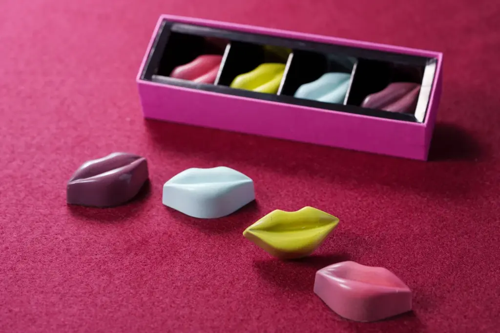 色鮮やかなチョコレートで、バレンタインの甘いひとときを「バレンタインスイーツ2026」発売【ウェスティンホテル仙台】 画像 6