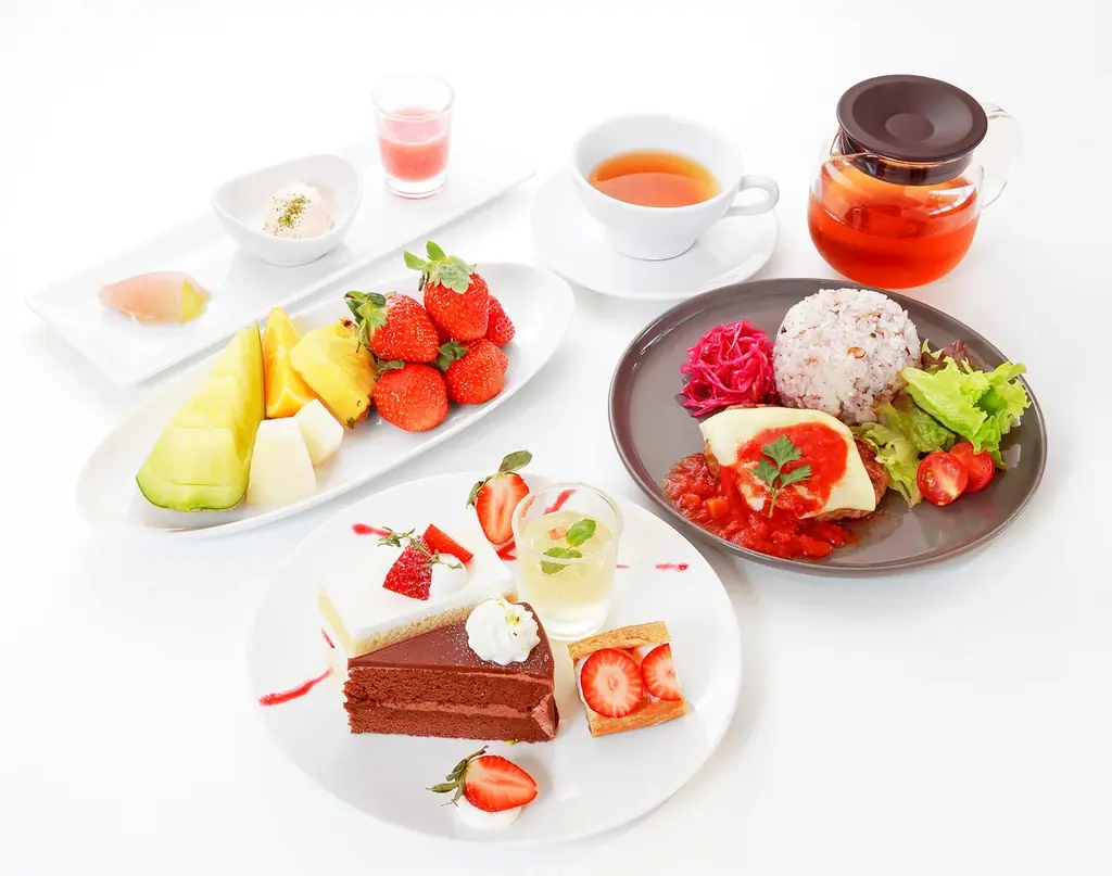 【あべのハルカス近鉄本店】旬を味わう「フルフルール」で、毎年大人気の「いちごフェア」が１月５日(月)よりスタート。新メインメニュー「イタリアンハンバーグ」も加わりパワーアップ。 画像 6