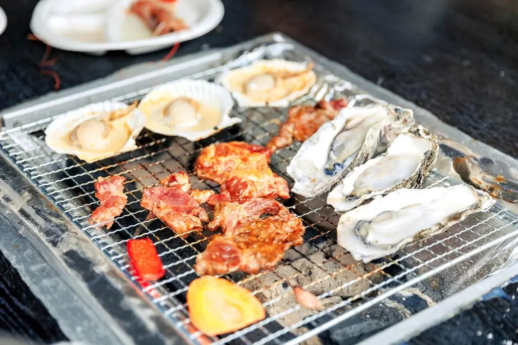 「守谷に牡蠣奉行がやってきた！」出張かき小屋が茨城県守谷市に出店「地域活性・東北復興支援プロジェクト 出張カキ小屋 牡蠣奉行」がイオンタウン守谷店 駐車場で短期出店（1/9-2/1） 画像 4