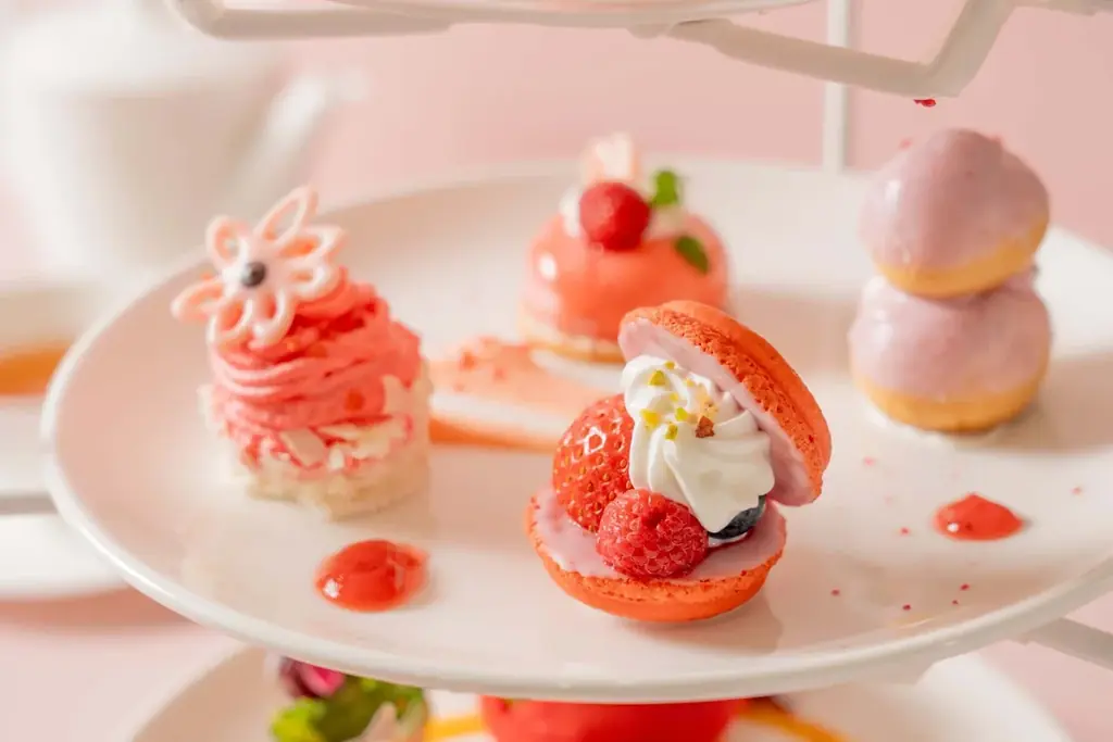 大人気の苺スイーツ盛りだくさん《ストロベリーアフタヌーンティー》が1月～4月の期間限定で新発売 | 沖縄・ラグナガーデンホテル 画像 3