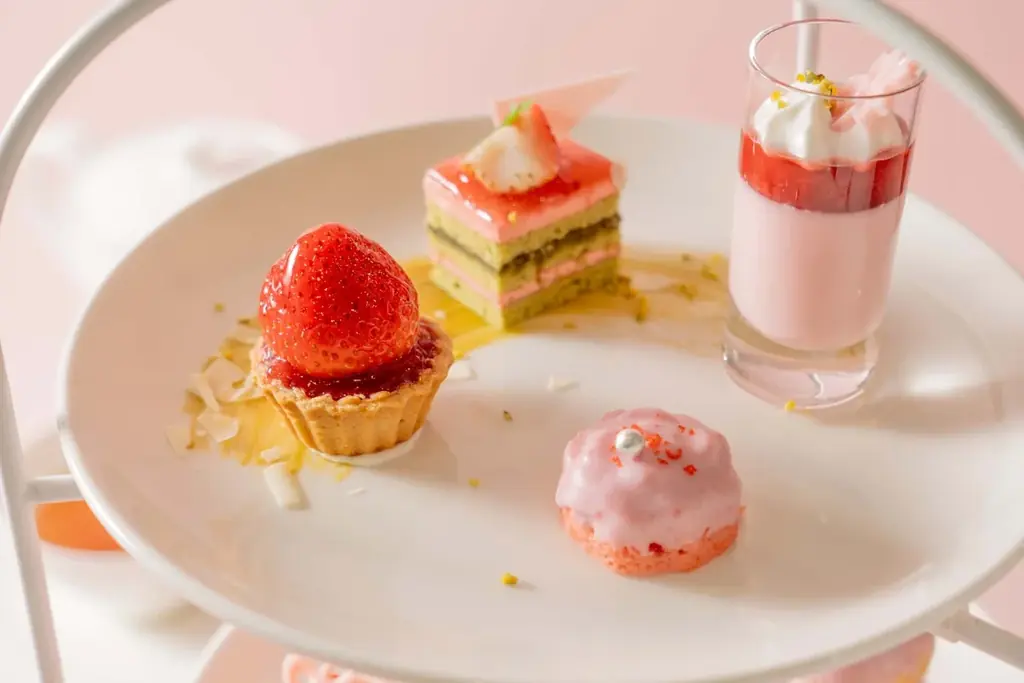 大人気の苺スイーツ盛りだくさん《ストロベリーアフタヌーンティー》が1月～4月の期間限定で新発売 | 沖縄・ラグナガーデンホテル 画像 4