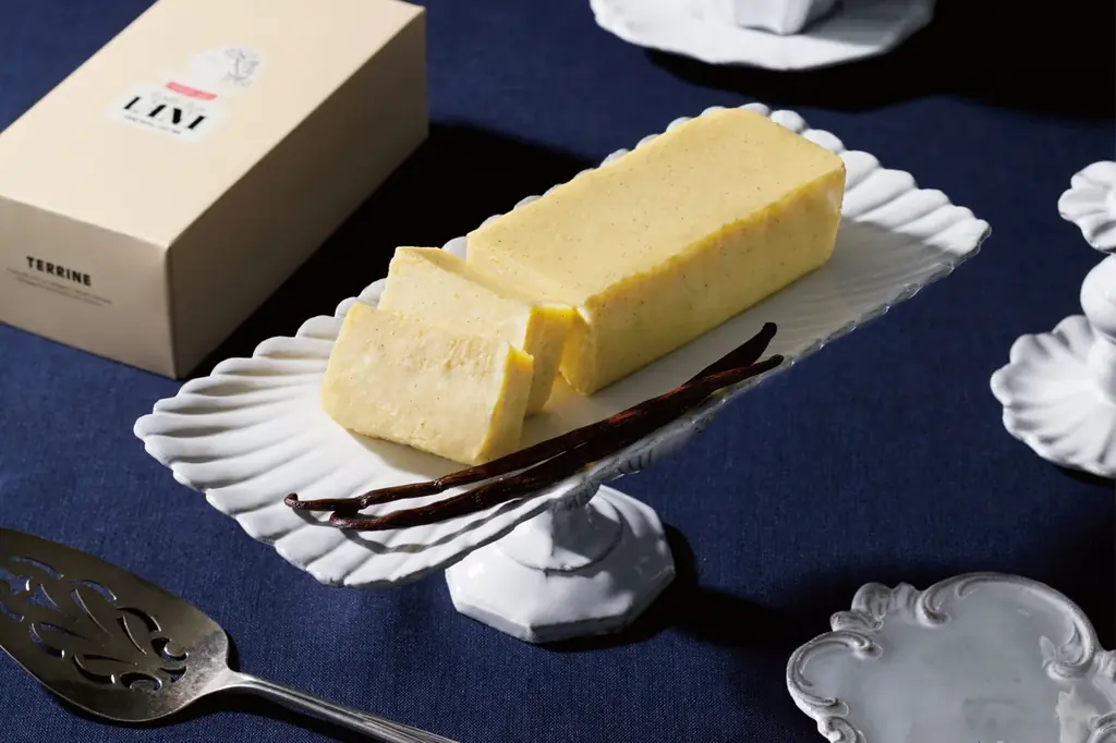 【期間限定】しっとり生地にバニラを満たした“バニラの泉”。【VANI（バニ）】より華やかなバニラ香る「バニラフォンテーヌ」を発売！ 画像 7