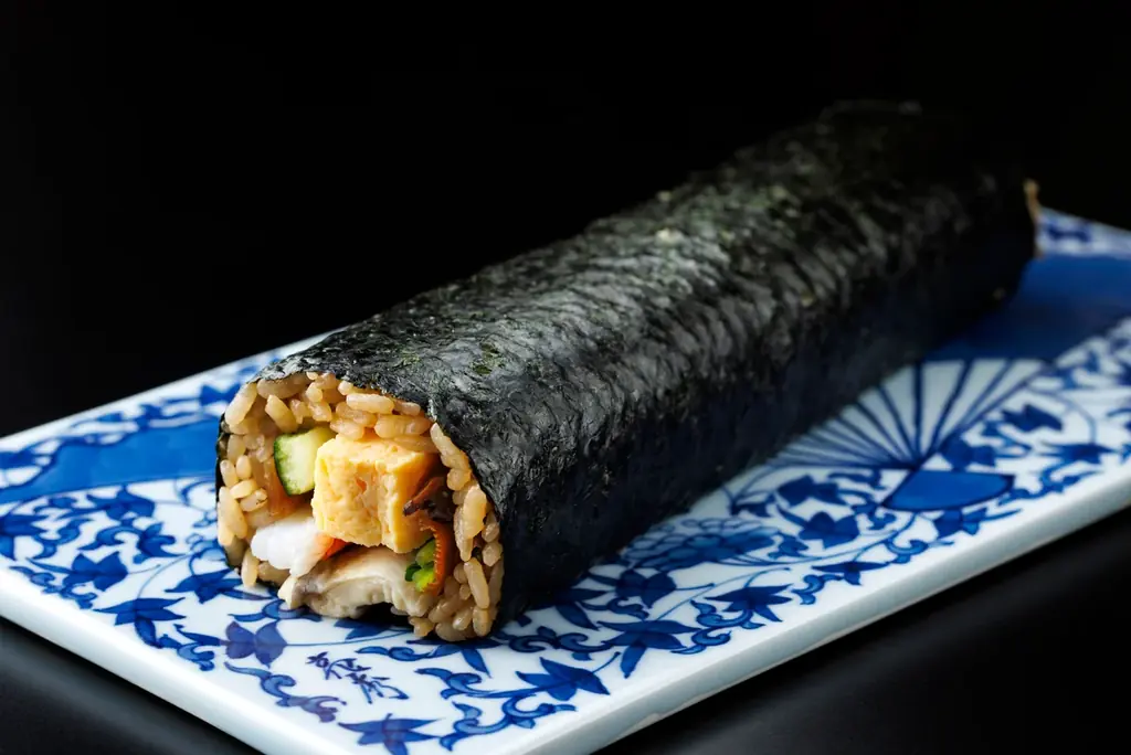 【シェラトン都ホテル東京】匠の技が息づく「鮨 白金 さえ㐂」の特製恵方巻【限定30本】予約受付開始 画像 2