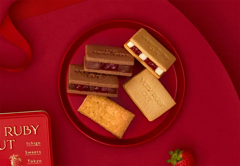 【バレンタインシーズン限定】開ける前から喜ばれる。ときめきが詰まった真っ赤な苺アソート缶が新登場。いちごスイーツ専門店「VERY RUBY CUT」 画像 4