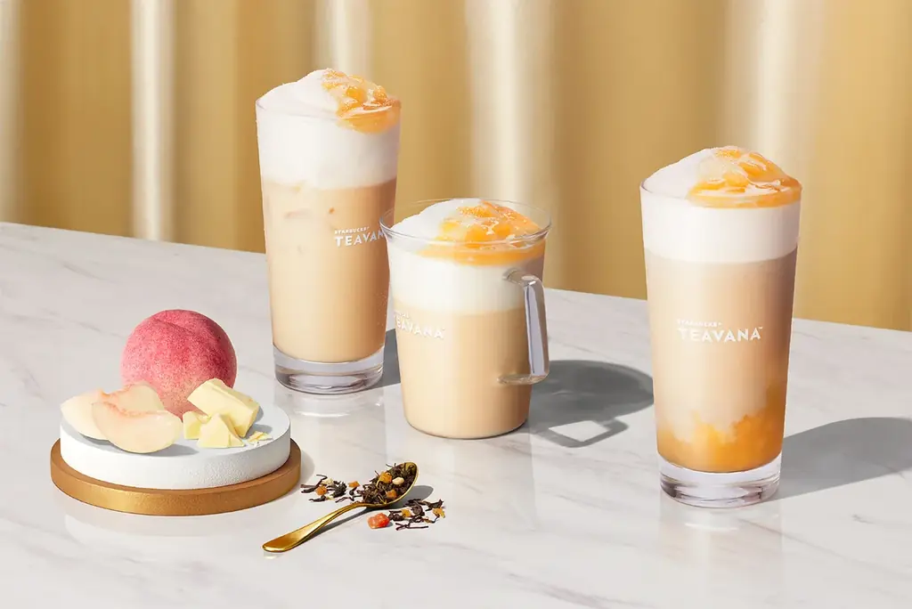 ティーを楽しむ「スターバックス ティー & カフェ」からホワイトピーチを使用した “White” ジョイフルメドレーのティービバレッジが登場 画像 1