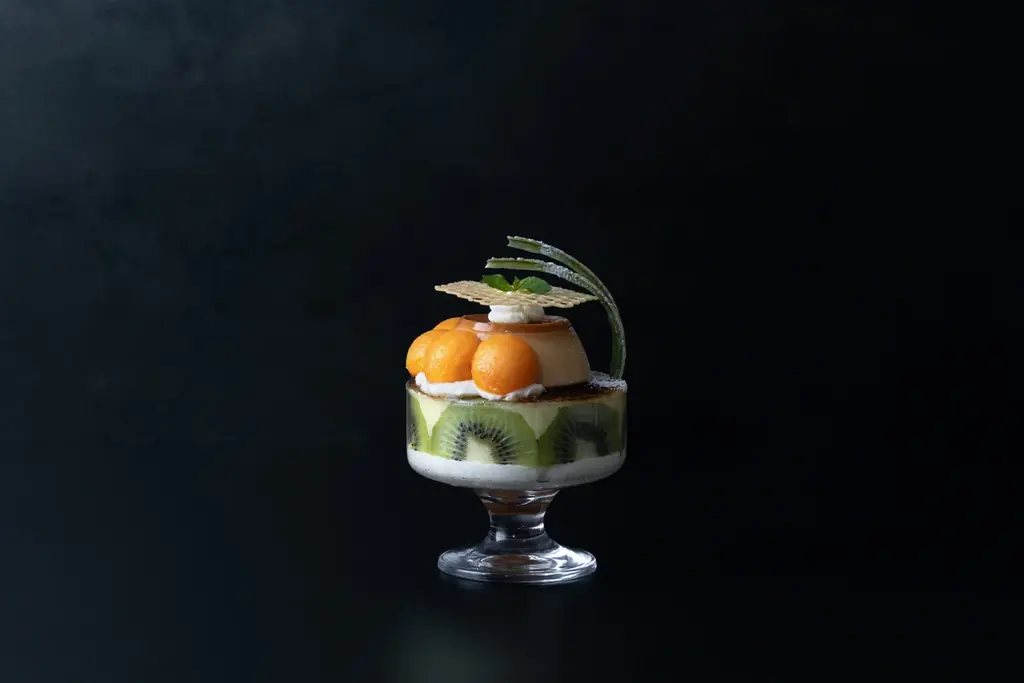 新年のメロン初めに！プリンにこだわった可愛らしい冬の新作パフェが登場 画像 2