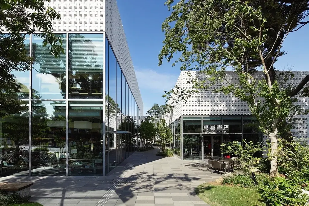 【大阪万博で1万個完売】代官山 蔦屋書店にカンボジア産「S.E.A.T.S Farm カンポットペッパー 生胡椒の塩漬け」が初上陸！ 1月6日より期間限定販売 画像 2