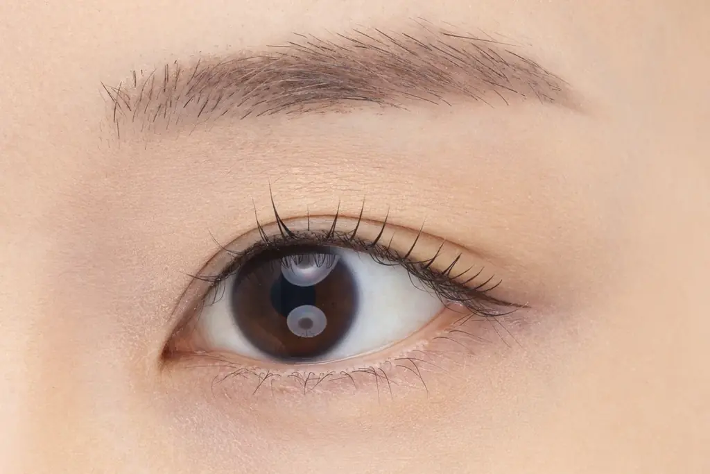 セザンヌのロングセラー 極細&高発色の毛筆アイライナーが発色アップでリニューアル！ 濡れツヤコーティングマスカラから新色登場 画像 10