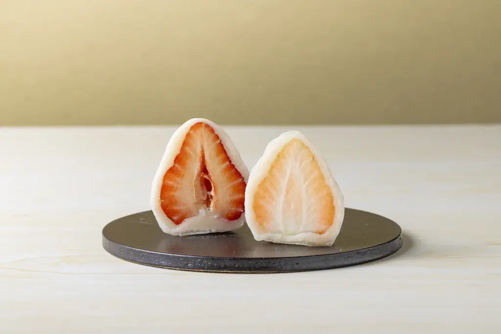 フルーツ大福 弁才天からお祝いごとに選ばれる、縁起スイーツ「白いちご大福」「紅白いちご大福セット」発売 画像 3