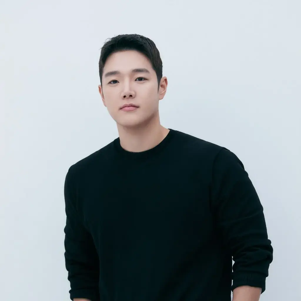 韓国・ソウル発のラグジュアリーメイクアップブランド「HERA（ヘラ）」が、阪急うめだ本店 2階 きれいきれいスタジオにて新商品〈センシュアル ティンティッドシャイン リップセラム〉イベントを開催。 画像 5