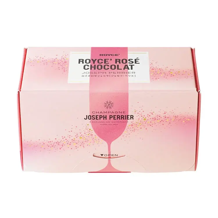 【ロイズ】バレンタインの新作スイーツを1月7日に発売。ロゼシャンパンを“一杯のショコラ”で楽しめるスイーツや、バトンクッキーの新フレーバーも登場。 画像 4