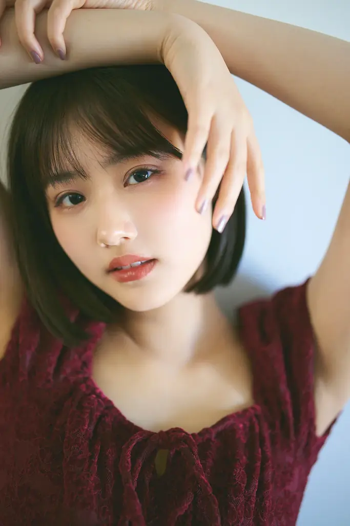 等身大のレアな姿を撮りおろしカットで収録！原菜乃華の『日常』を詰め込んだ4月始まりカレンダー発売決定！ 画像 3