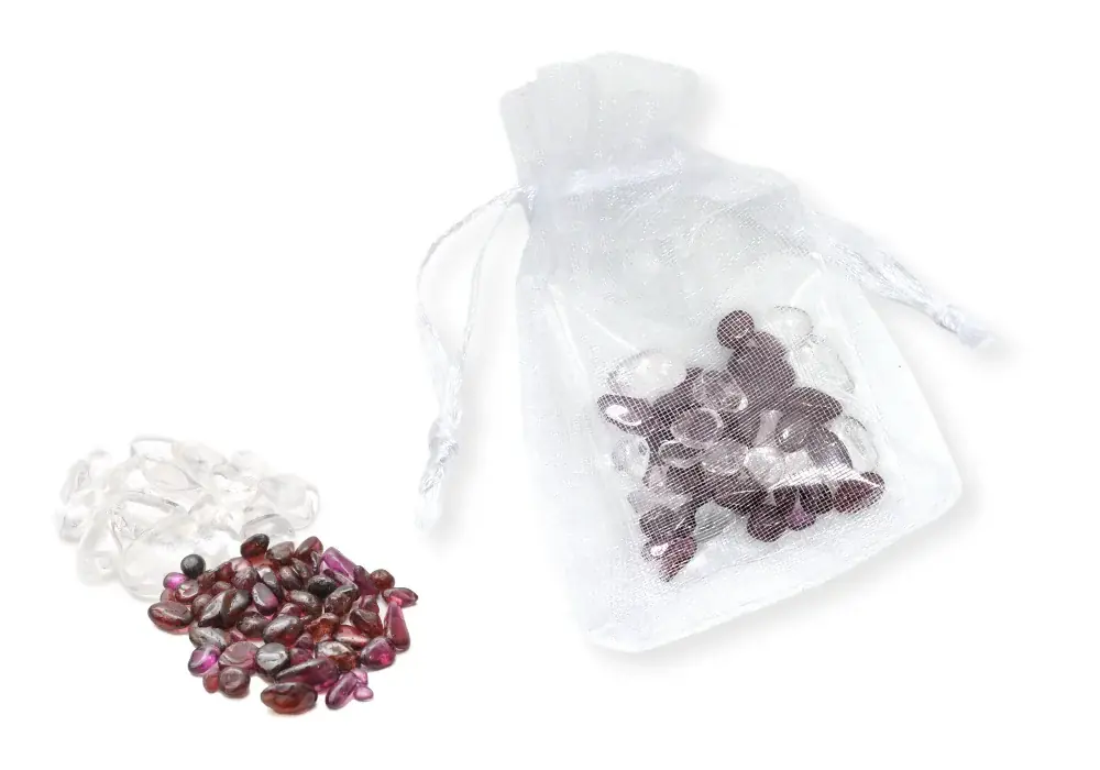 【2026年頑張るあなたへ】勝利の石「ガーネット＆水晶」天然石お守りセットを表参道店でプレゼント！｜ハワイ発パワーストーンブランド「マルラニハワイ」 画像 4