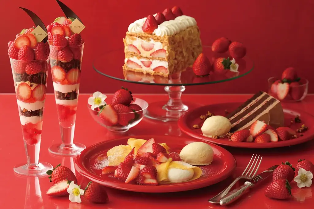 1月15日開始 キハチのストロベリーフェアであまおうパフェ