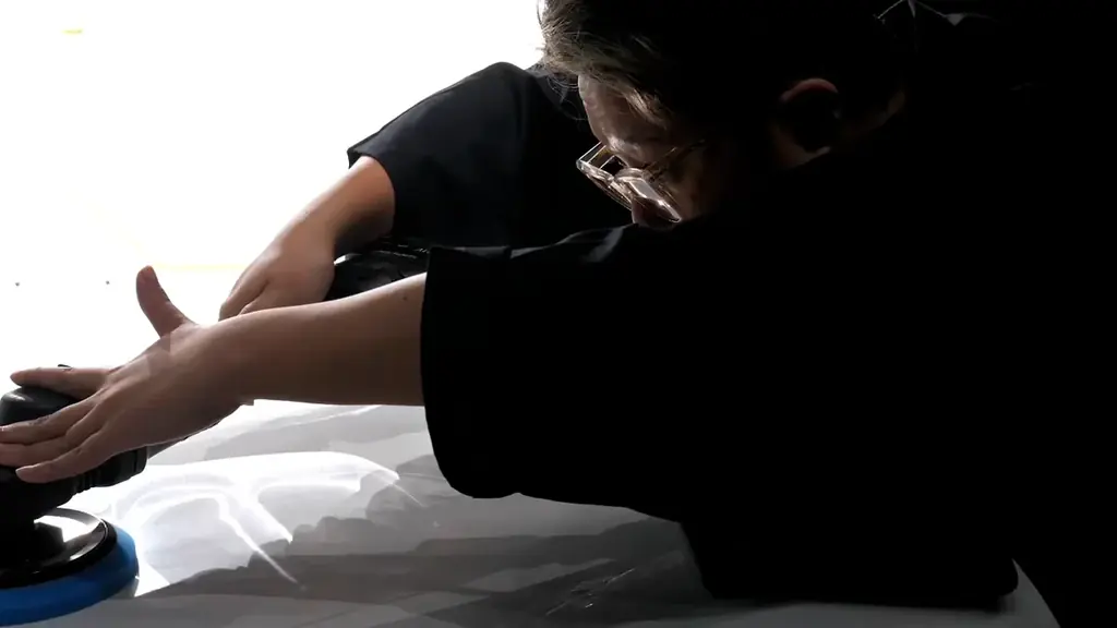 【東京オートサロン2026】KAMIKAZE COLLECTION、世界に2台の伝説的シャーシを持つ「ポルシェ962C」を展示。Madlaneとのコラボレーションで魅せる、究極のディテイリング。 画像 10