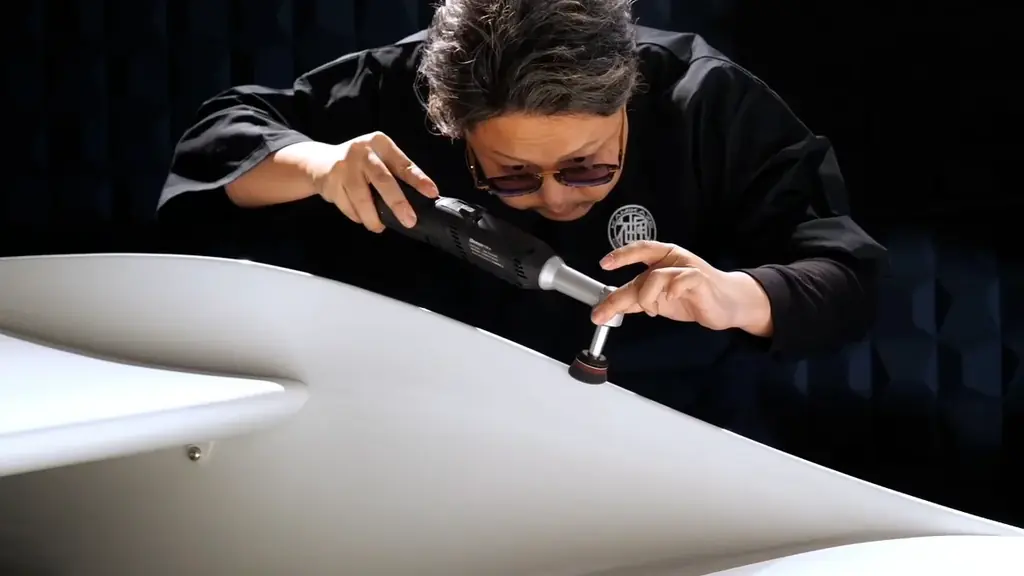 【東京オートサロン2026】KAMIKAZE COLLECTION、世界に2台の伝説的シャーシを持つ「ポルシェ962C」を展示。Madlaneとのコラボレーションで魅せる、究極のディテイリング。 画像 8