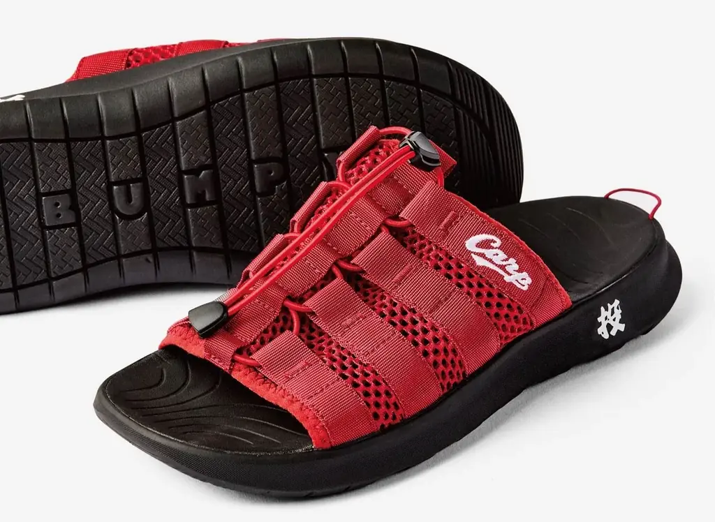 【BUMPY×広島東洋カープ】投打が噛み合い、勝利を呼び込む。リカバリーサンダル『BUMPY』に限定コラボモデル『BUMPY CARP』が登場！ 画像 5