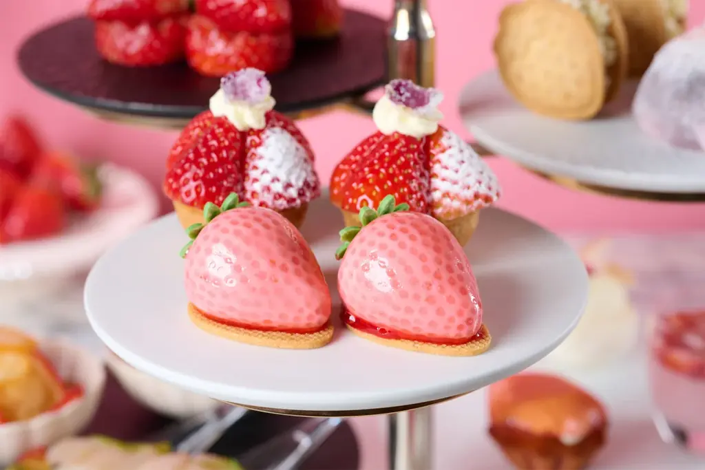 【フルーツのプロが厳選した7品種いちごを食べ比べ】青果の老舗仲卸が手がけるレストラン「DEK」で「ストロベリーアフタヌーンティー」を開催（1/10〜2/1） 画像 2