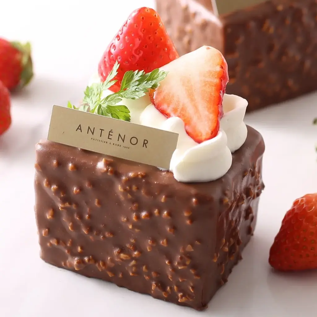 【アンテノール 苺フェスタ】あまおうや紅ほっぺを使用したこだわりの苺スイーツが勢ぞろい！この時期だけの苺づくしのおいしさを楽しんで。 画像 3