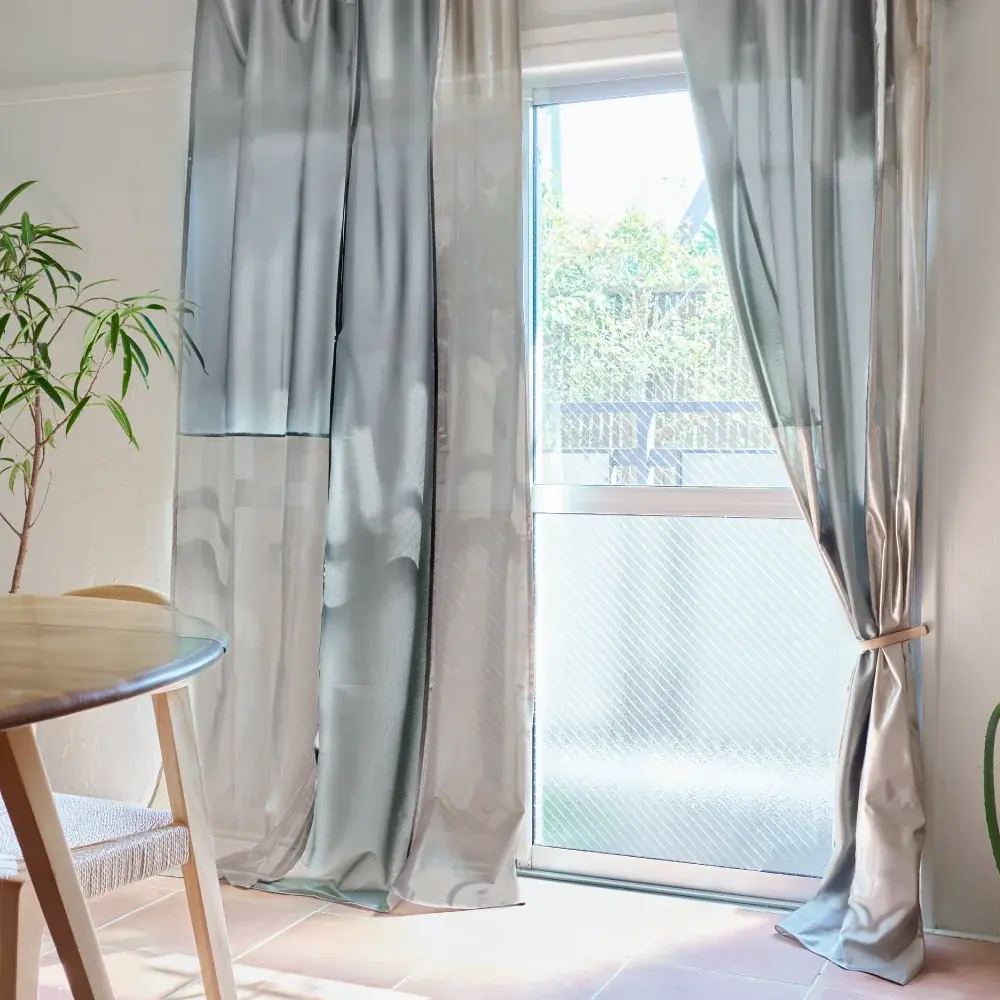 【ご好評につきキャンペーン決定！】突っ張り棒の老舗メーカー平安伸銅工業が手がける、新しい住空間の可能性を広げるカーテン「One Fit Cloth」 画像 4