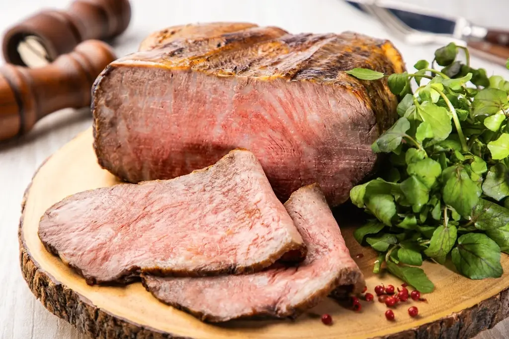 【オリエンタルホテル広島】～開業20周年記念企画　第2弾～　ローストビーフとパティシエ渾身のスイーツを楽しむ　「ローストビーフランチフェア」を開催。 画像 2