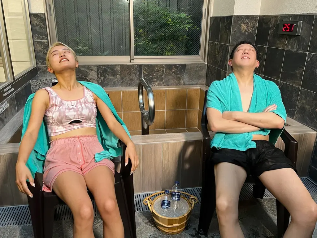 “ととのい”ゲストに活動再開後初のトーク番組出演・小島瑠璃子『サバンナ高橋の、サウナの神さま』前編 あす1月10日(土)18:00～／後編 1月24日(土)18:00～放送決定！ 画像 3