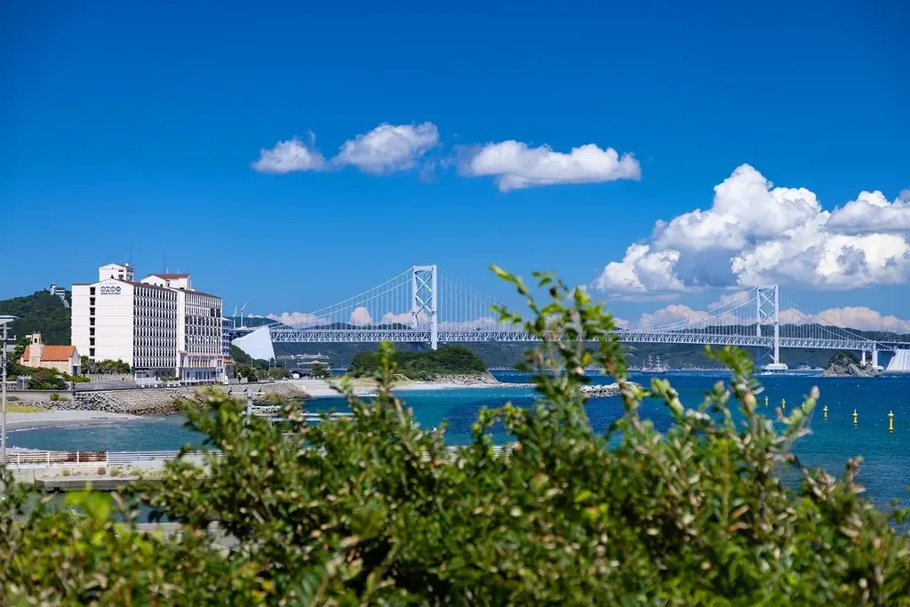 【学割☆卒旅】７大特典で春旅応援！きらめく海を望む絶景ホテル ～鳴門にしかない体験を♪ 食べて、踊って、湯に浸かる。 画像 19