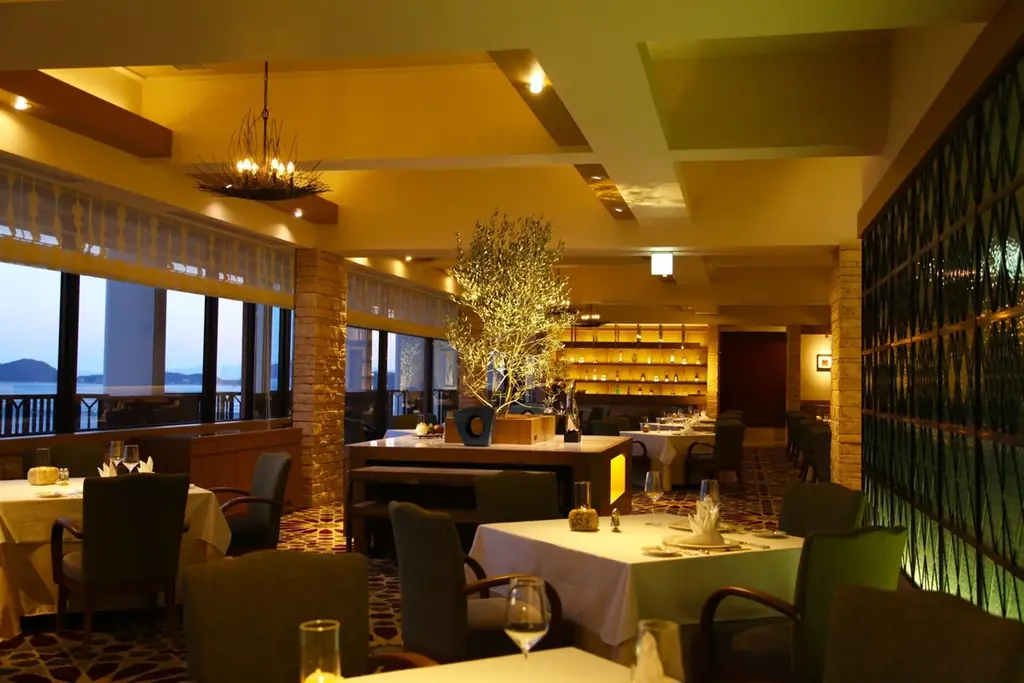 【学割☆卒旅】７大特典で春旅応援！きらめく海を望む絶景ホテル ～鳴門にしかない体験を♪ 食べて、踊って、湯に浸かる。 画像 22