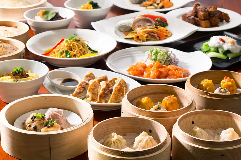 沖縄本島・うるま市【極上 海老蟹 飲茶三昧】1～3月限定。夜景が美しいガーデンレストランで海老と蟹のスペシャル料理に舌鼓。 画像 8