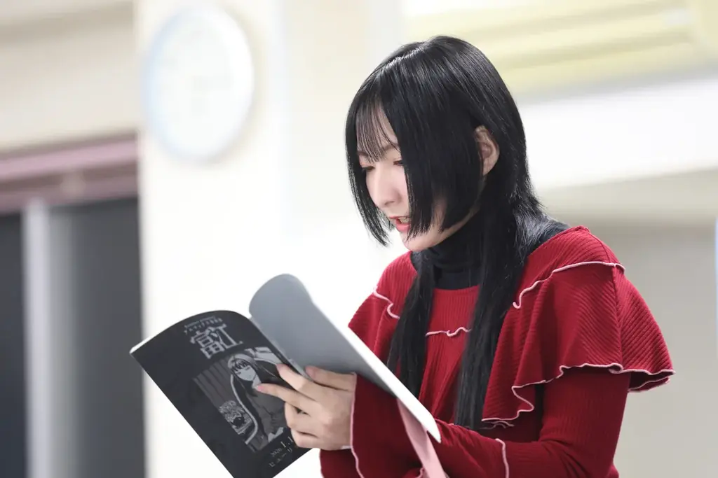 ホラー漫画の鬼才・伊藤潤二の代表作「富江」が朗読劇に 開幕を目前に熱気の高まる稽古場より稽古場&座談会レポートが到着 画像 2