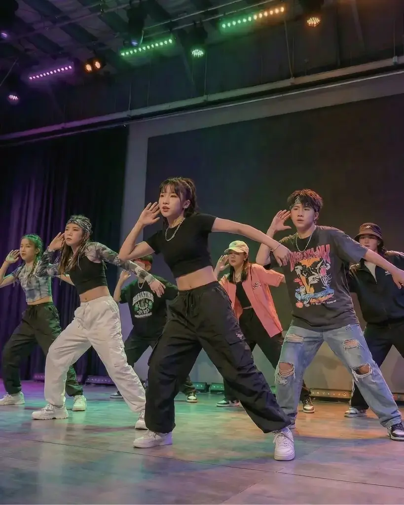 無料参加＆観覧OKのダンスイベント「WHATAWON DANCE SHOWCASE」が1/18（日）に開催！HIPHOP・K-POP・JAZZなどジャンルは自由！【大阪・岸和田／WHATAWON】 画像 6