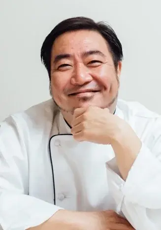 【日本橋高島屋】バレンタイン会場で国内外のトップクラスのパティシエたちと触れあえる楽しさを体験！マキシム・フレデリック氏、セバスチャン・ブイエ氏たちが、目の前で作りたてのデセールやパフェを提供！ 画像 8