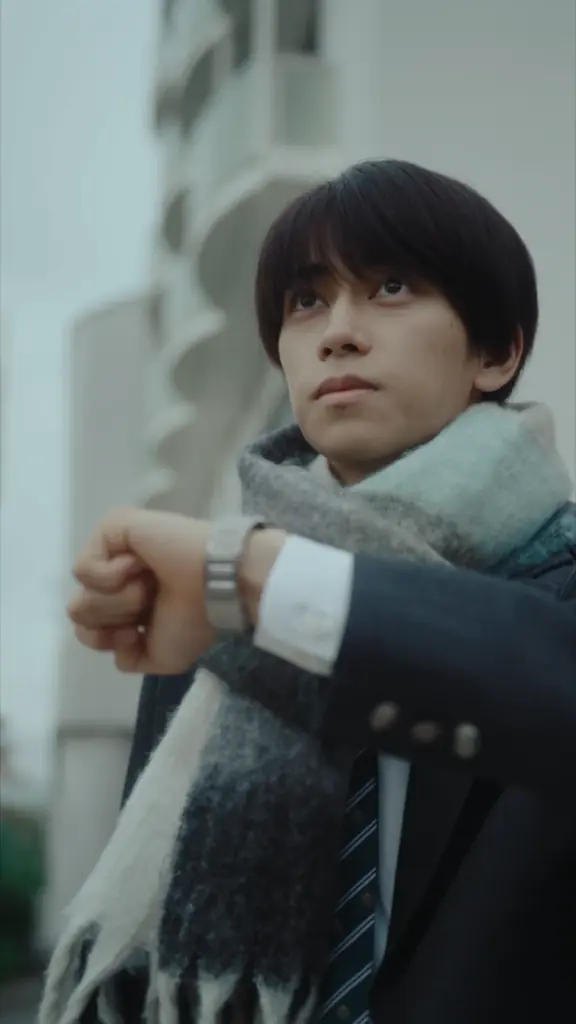 シチズン、本島純政・白宮みずほ・平川丈が登場する「自撮り風」駅貼り広告を全国47都道府県で展開！共通テスト直前の1月12日（月・祝）より掲出 画像 4