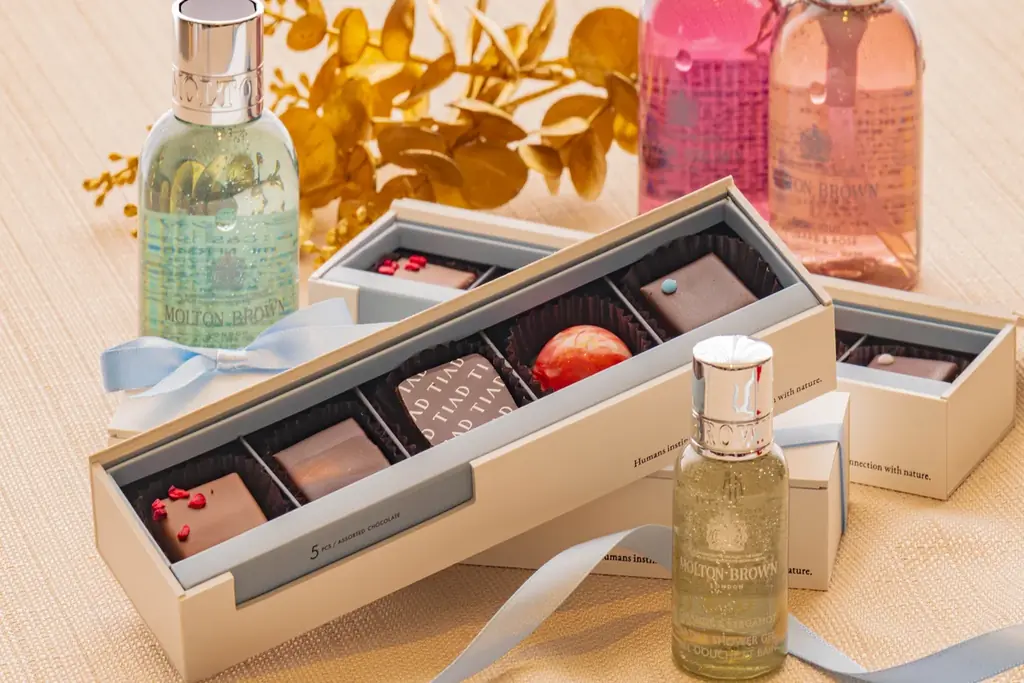 「あの香りがチョコレートに！？」TIAD, AUTOGRAPH COLLECTION モルトンブラウンとのコラボレーションショコラを販売1月13日より、バレンタイン期間限定で 画像 1