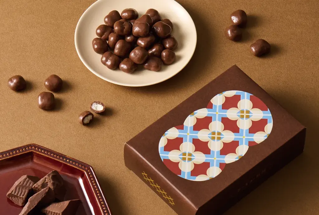 【バレンタインギフト】職場の上司や友人へ、感謝を伝える御礼にも！甘いものが苦手な方にも贈りやすい“甘じょっぱい”スイーツ｜トーキョー煎餅「チョコあられ」ミルク・ストロベリーが新登場 画像 3