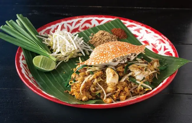 2026年春 ニューオープン。横浜ハンマーヘッドに新たな食の拠点が誕生。1階に「I’m donut？」をはじめとした3ブランドが同時出店、2階には日本初上陸・タイ発のパッタイ専門店がニューオープン！ 画像 5