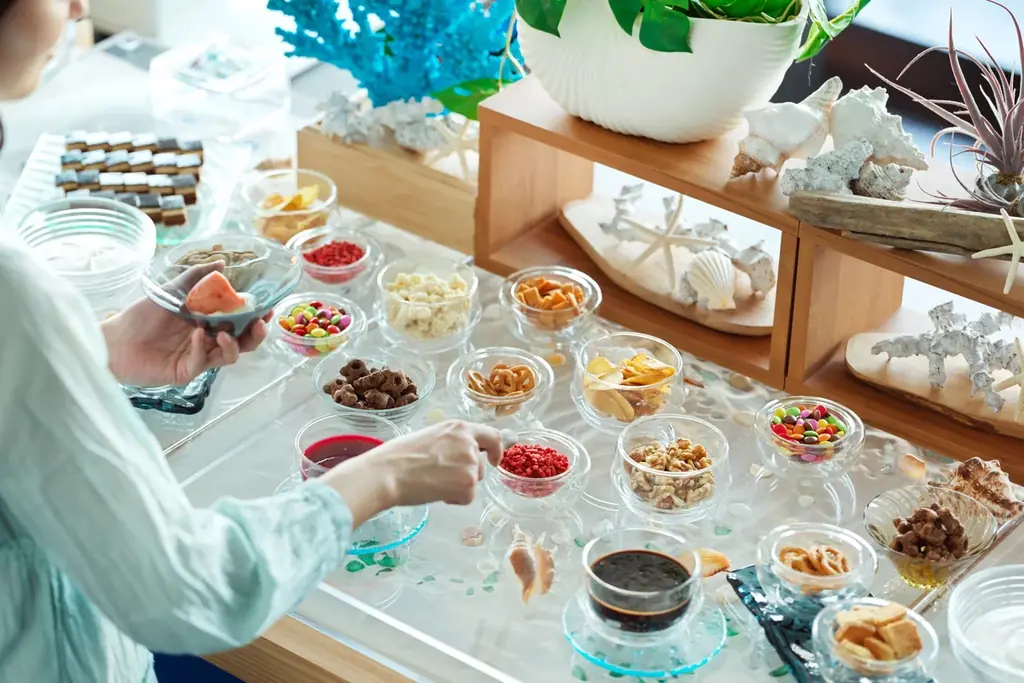 【リゾナーレ熱海】「スタジオビュッフェ もぐもぐ」が体験型レストランへ進化！自分だけのスイーツや熱海ならではの海鮮を堪能 画像 6