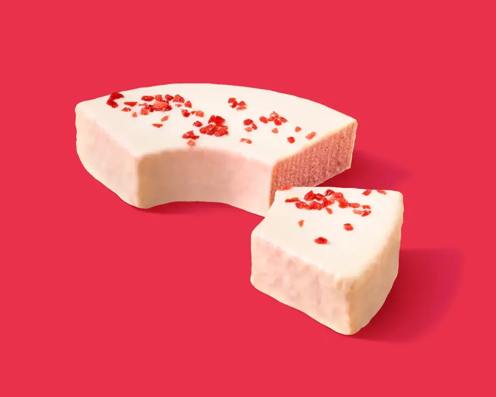 発売１週間で324万食突破！「ファミマの白をまとったいちご狩り®」1月13日（火）からは「いちご＆ホイップサンド」を発売！白星を目指す人々に吉田鋼太郎さん＆八木莉可子さんからエールも 画像 16