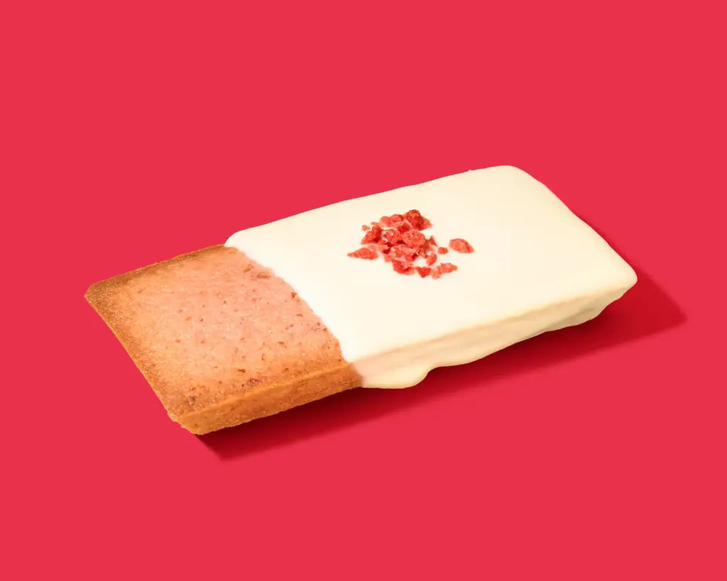 発売１週間で324万食突破！「ファミマの白をまとったいちご狩り®」1月13日（火）からは「いちご＆ホイップサンド」を発売！白星を目指す人々に吉田鋼太郎さん＆八木莉可子さんからエールも 画像 17