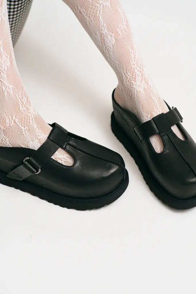 ＜LILY BROWN（リリー ブラウン）＞UGG®の人気モデル「Goldenstar Hi Clog（ゴールデンスター ハイ クロッグ）」を限定発売！ 画像 2