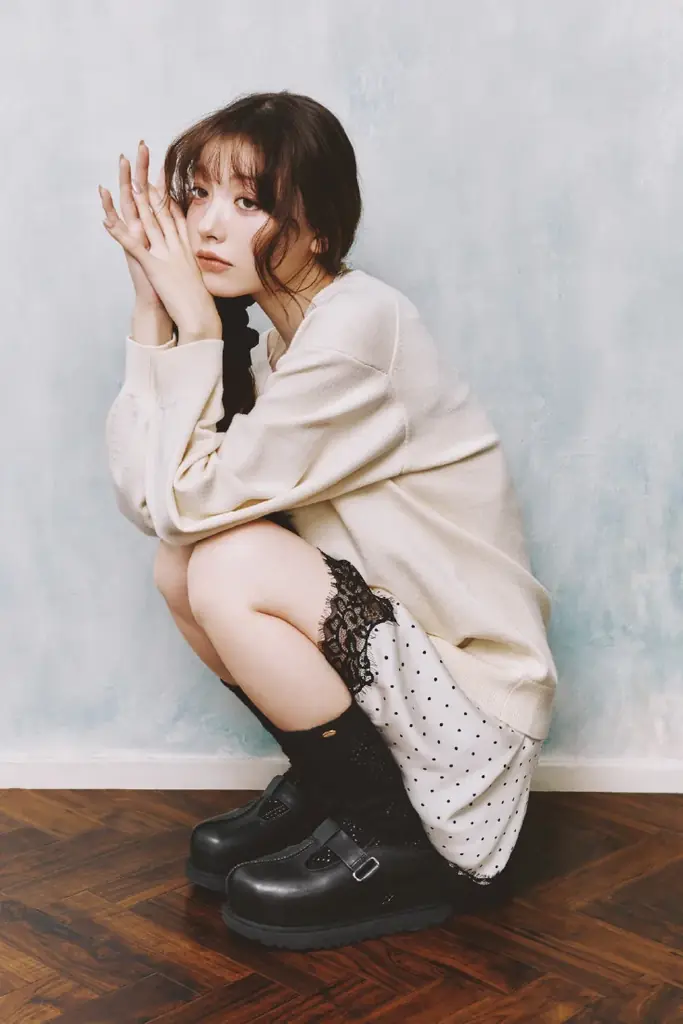 ＜LILY BROWN（リリー ブラウン）＞UGG®の人気モデル「Goldenstar Hi Clog（ゴールデンスター ハイ クロッグ）」を限定発売！ 画像 4