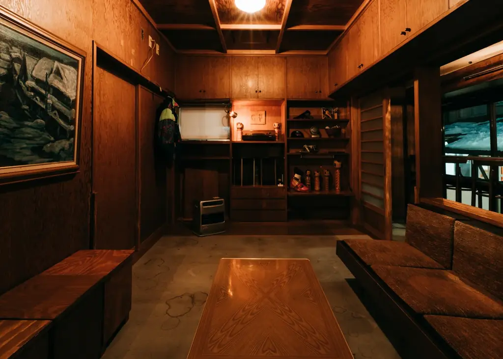 株式会社Yugeが蔵王温泉高湯通りの中心に位置する旧旅館三浦屋を改修し、飲食店、物販、簡易宿泊の機能を併せ持つ複合施設「三浦屋」を開業いたします 画像 3