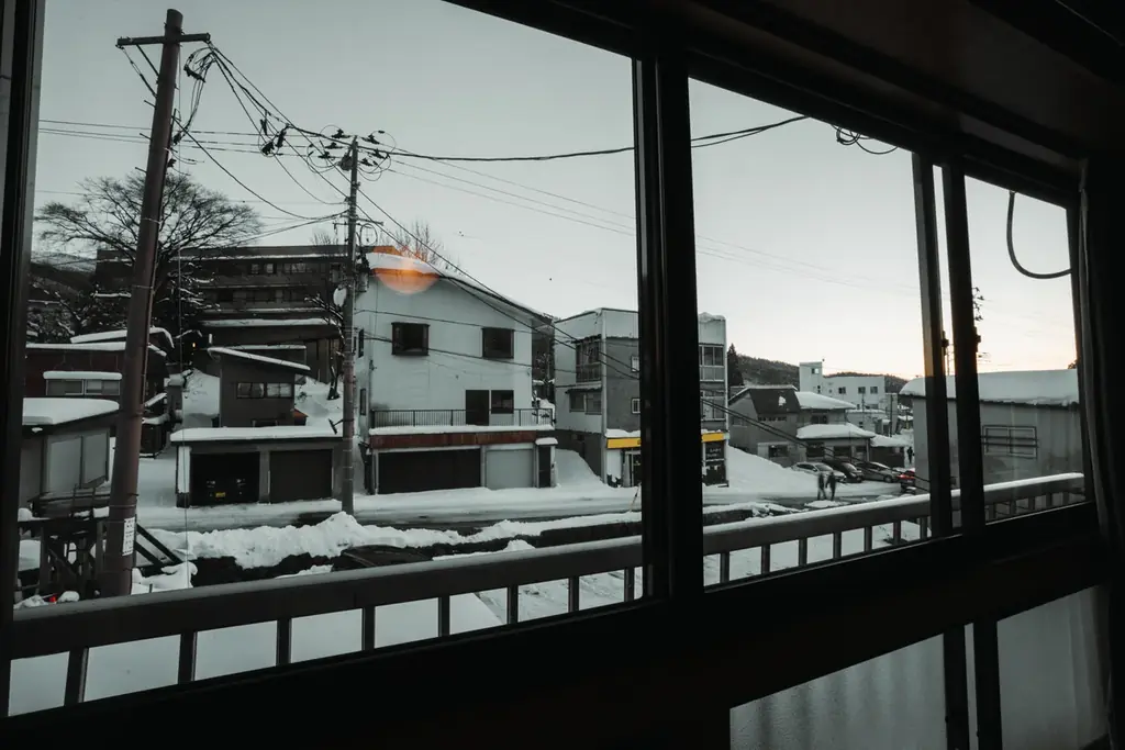株式会社Yugeが蔵王温泉高湯通りの中心に位置する旧旅館三浦屋を改修し、飲食店、物販、簡易宿泊の機能を併せ持つ複合施設「三浦屋」を開業いたします 画像 8