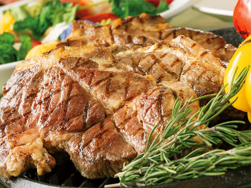 東京ベイ舞浜ホテル　ファーストリゾートが【黒毛和牛が食べ放題】A5ランク黒毛和牛＆ストロベリースイーツディナービュッフェを開催（2026年3月20日～4月26日の金・土・日曜日） 画像 5