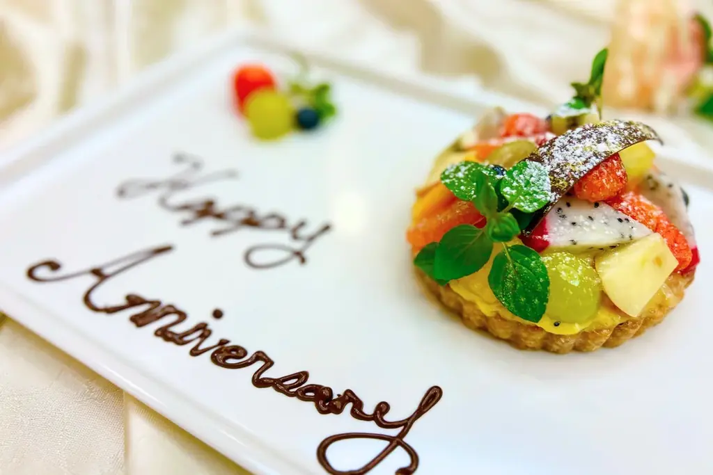 【東京ベイ有明ワシントンホテル】大切な記念日に心に残る特別なひとときを　「ホテルパティシエ特製ケーキ付きアニバーサリーステイ」　12:00チェックアウトで翌朝もゆっくり　2/1（日）販売開始 画像 2