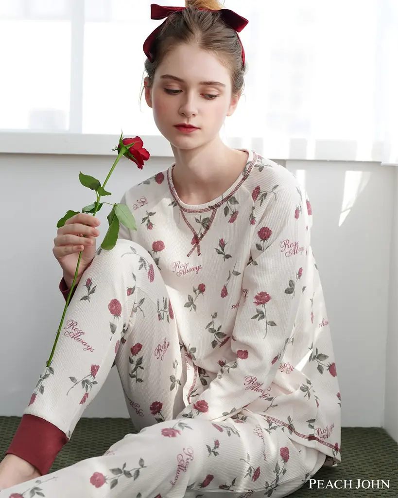 《PEACH JOHN》毎年大好評のバレンタインコレクションが今年も登場！ハートモチーフのランジェリーやルームウェアに注目 画像 18